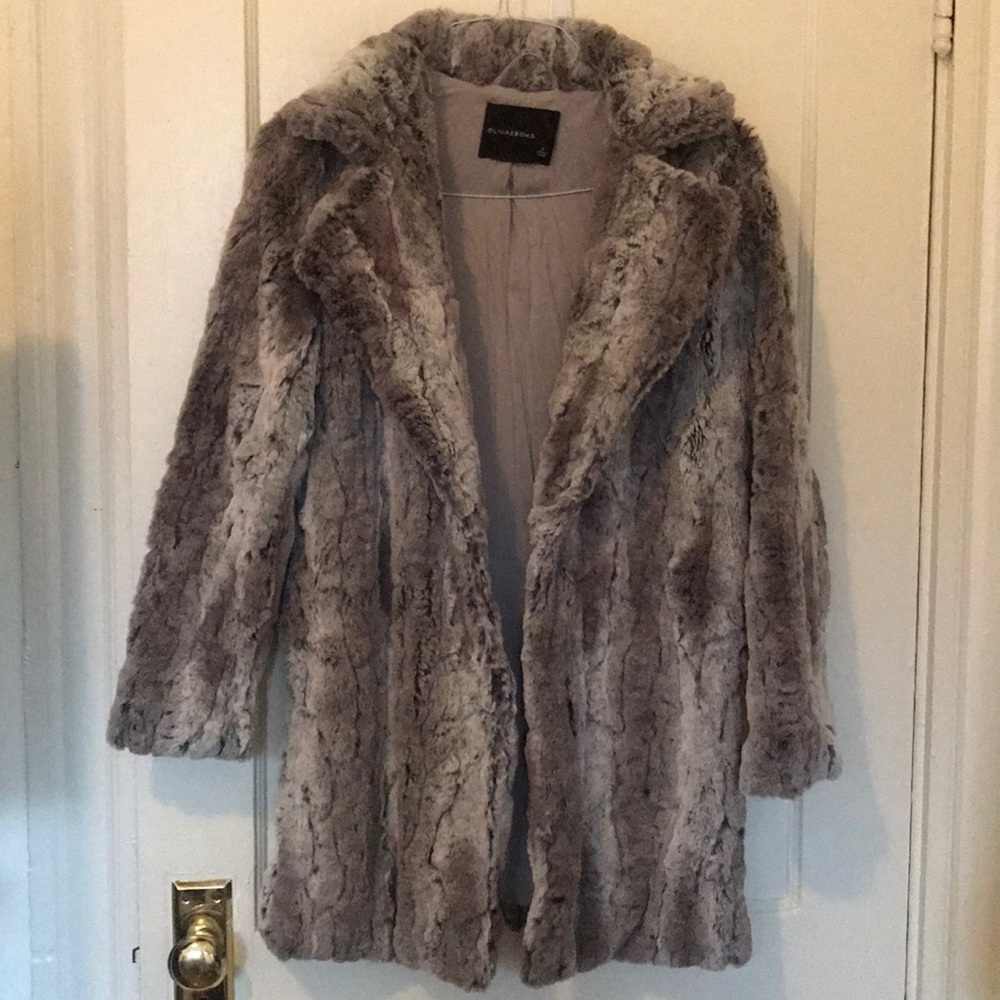 Oliviaceous faux fur coat from Vici